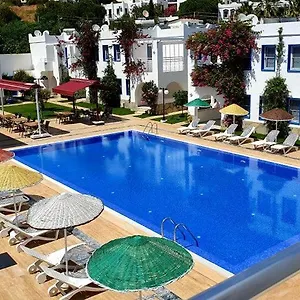 Paradise Aparthotel Bitez