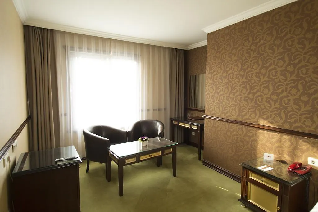 Topkapi Inter Istanbul Hotel 4*,
