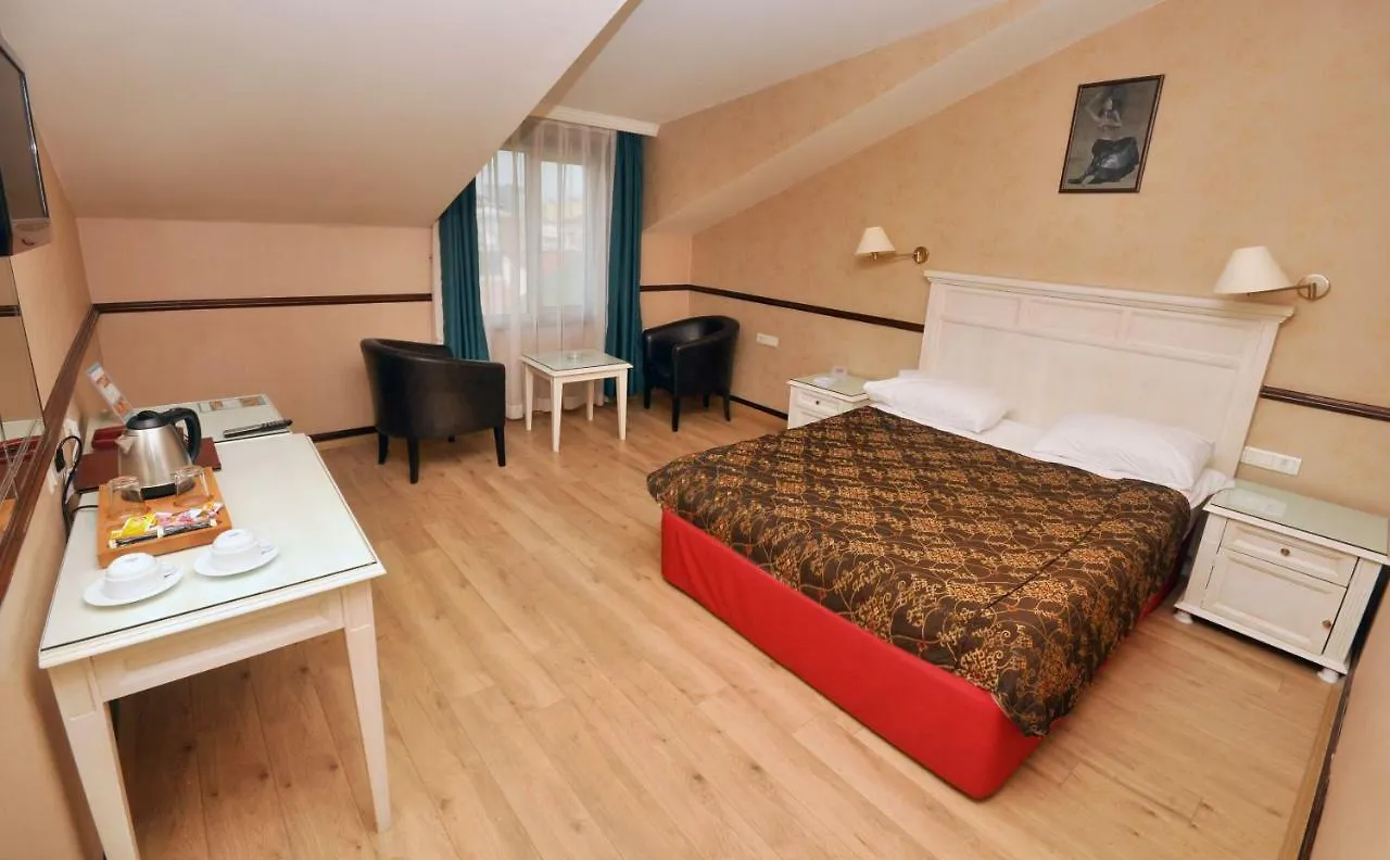 Topkapi Inter Istanbul Hotel 4*,